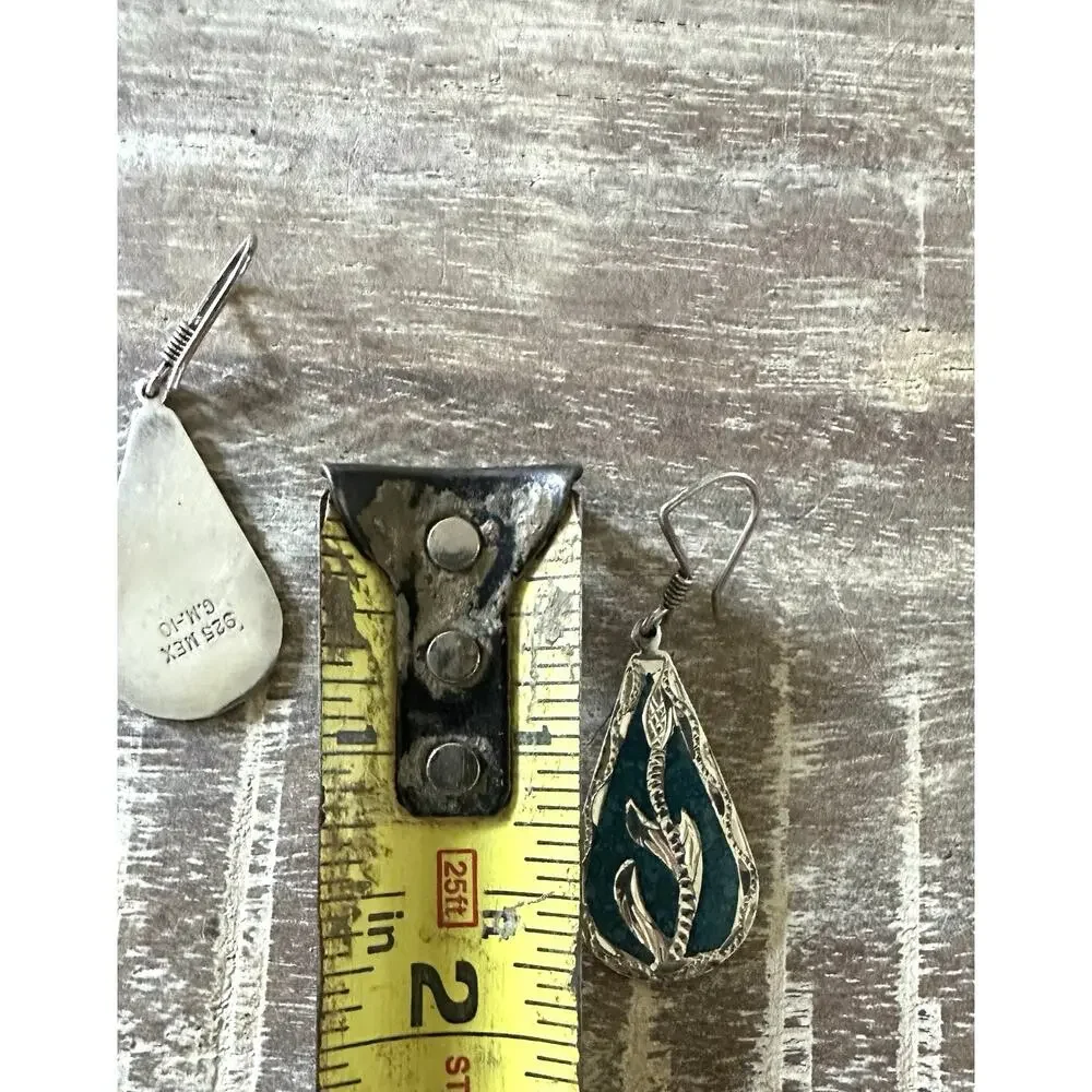 Vintage Mexican Diamond Cut Sterling Silver Pressed Turquoise Inlay Earrings